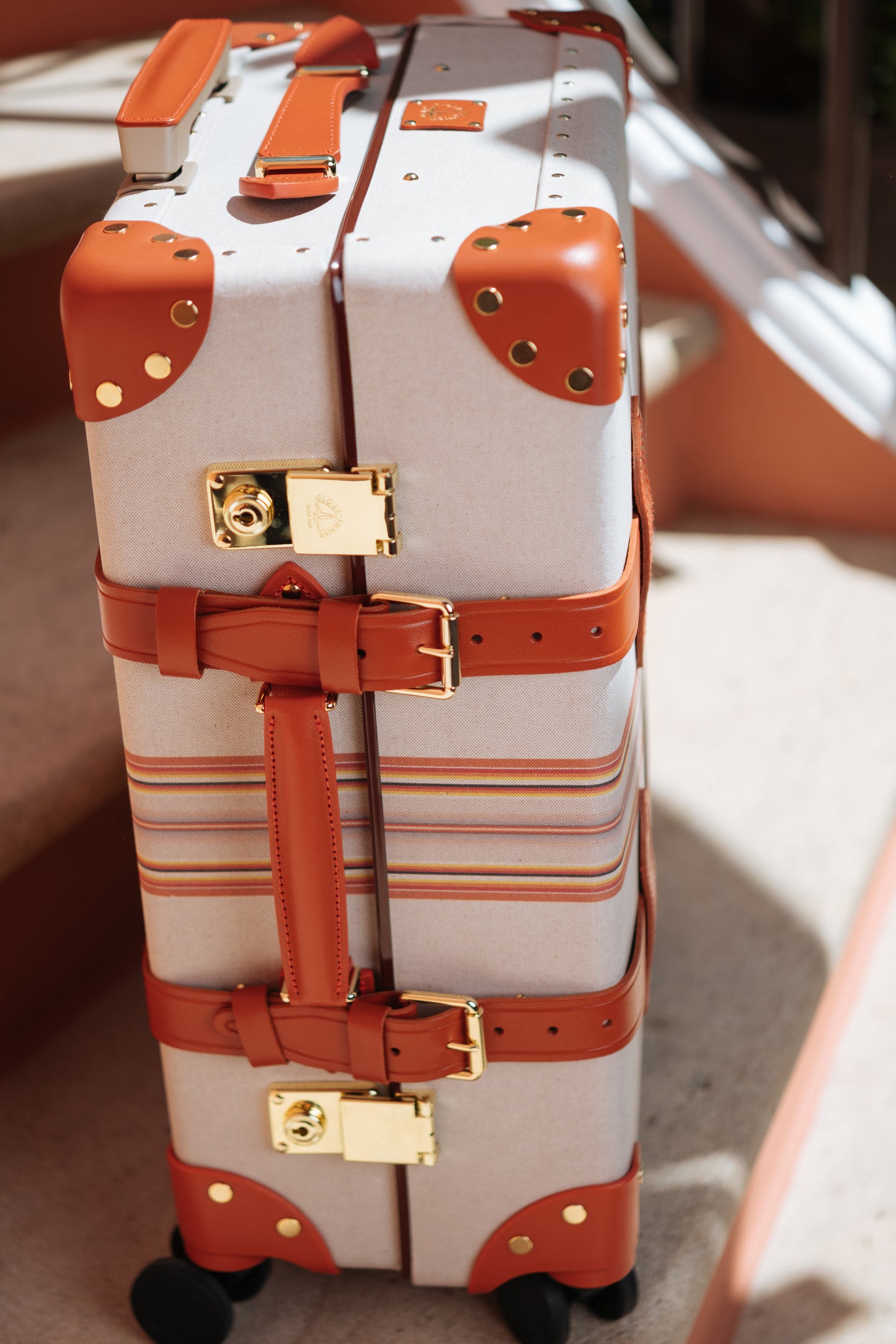 BYBLOS CABIN SUITCASE
